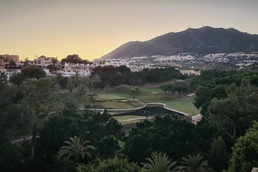 Soleado Apartamento Golf Y A 900 M De La Playa Benalmádena Exterior foto